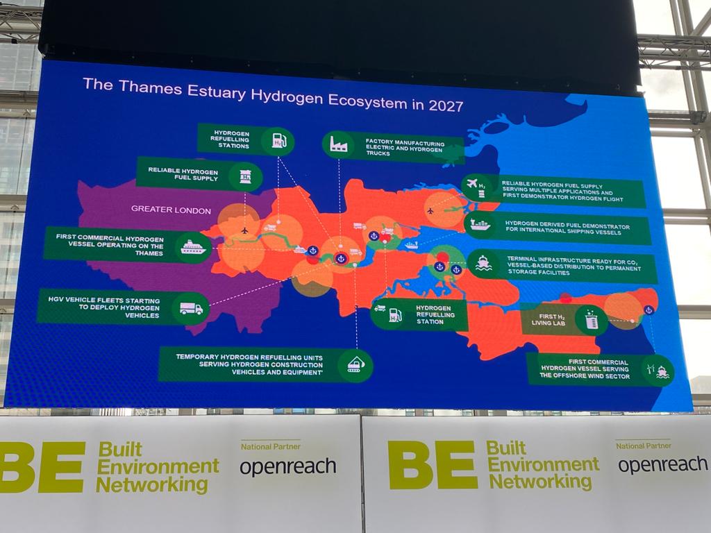 EstuaryEnvoy's tweet photo. You heard it here first! The #ThamesEstuaryRegion has an ambitious, world-leading plan for #hydrogen use by 2027! https://t.co/LtgSbibNDc
