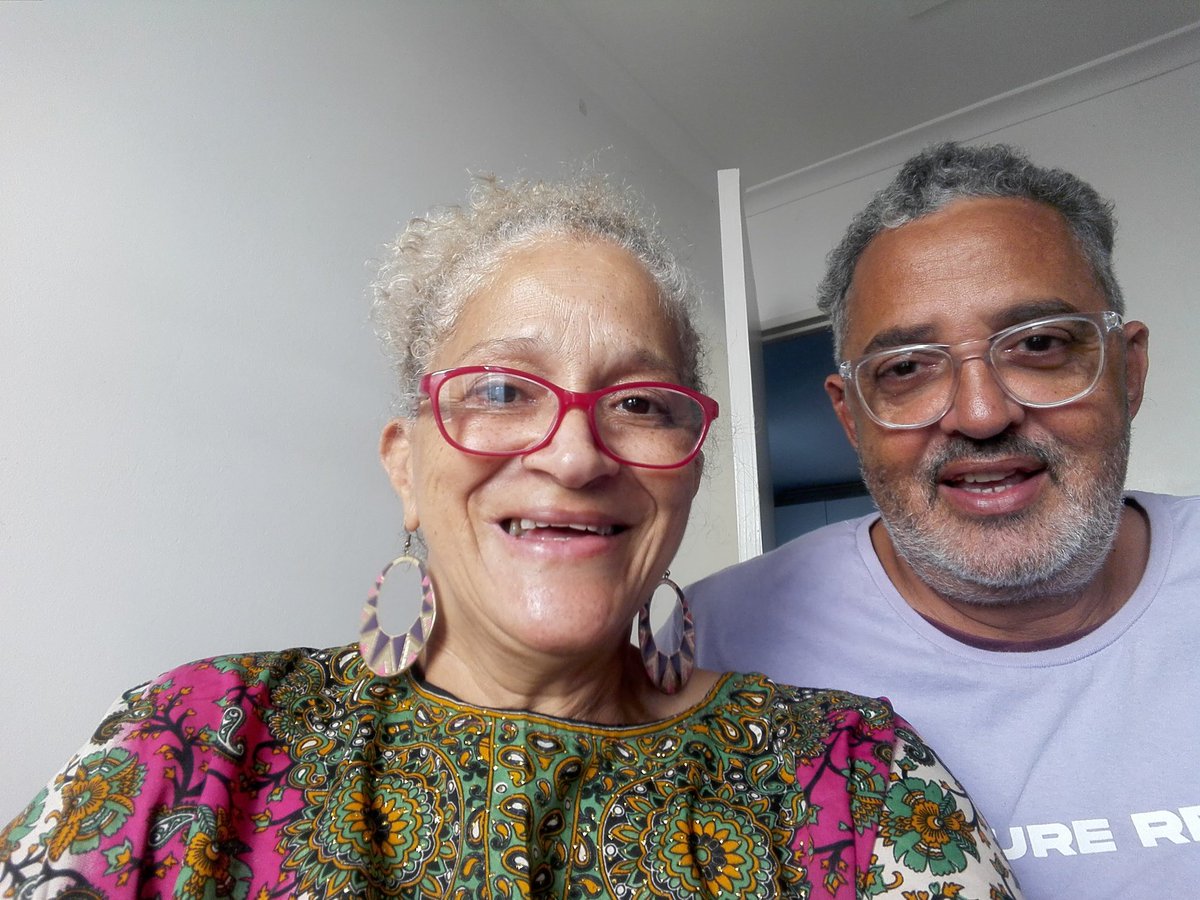 For a 2nd time in my married life I have forgotten my anniversary 🙈 Hubby said to me this morning: it's that special day again 🤣🤣🤣 38 years and counting ❤❤❤Happy Anniversary ❤❤❤❤