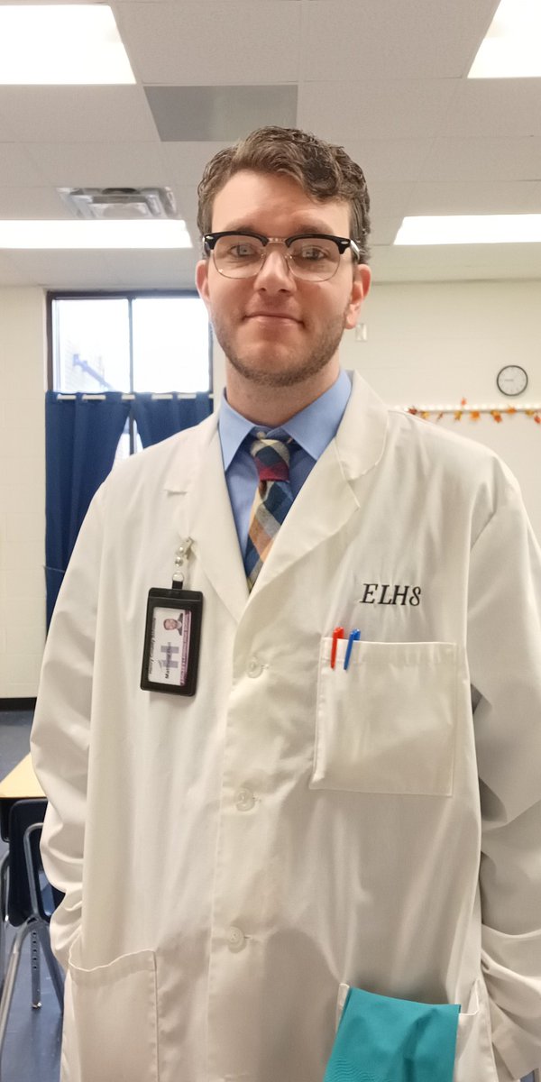 MrBell_Educator's tweet photo. It's Mad Scientist Day here at school for our EOC theme week! I don't know about the "mad" part but I tried to go with the scientist look, haha! 🧪🧬🧑‍🔬 https://t.co/cmJwWmrcjp