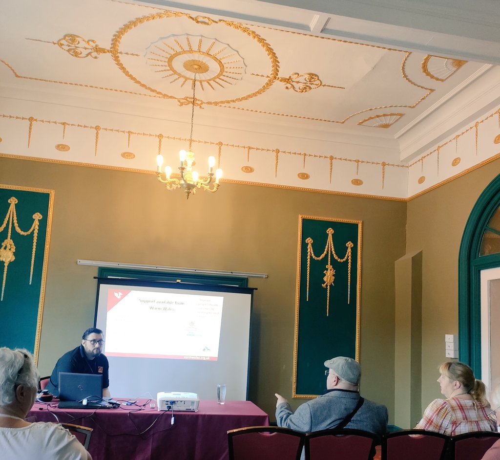 LydParry's tweet photo. Workshop 1 of the day, lowering energy costs for our customers with support from @WarmWales @TPASCymru #TPASCymru https://t.co/jnzutKgxsq