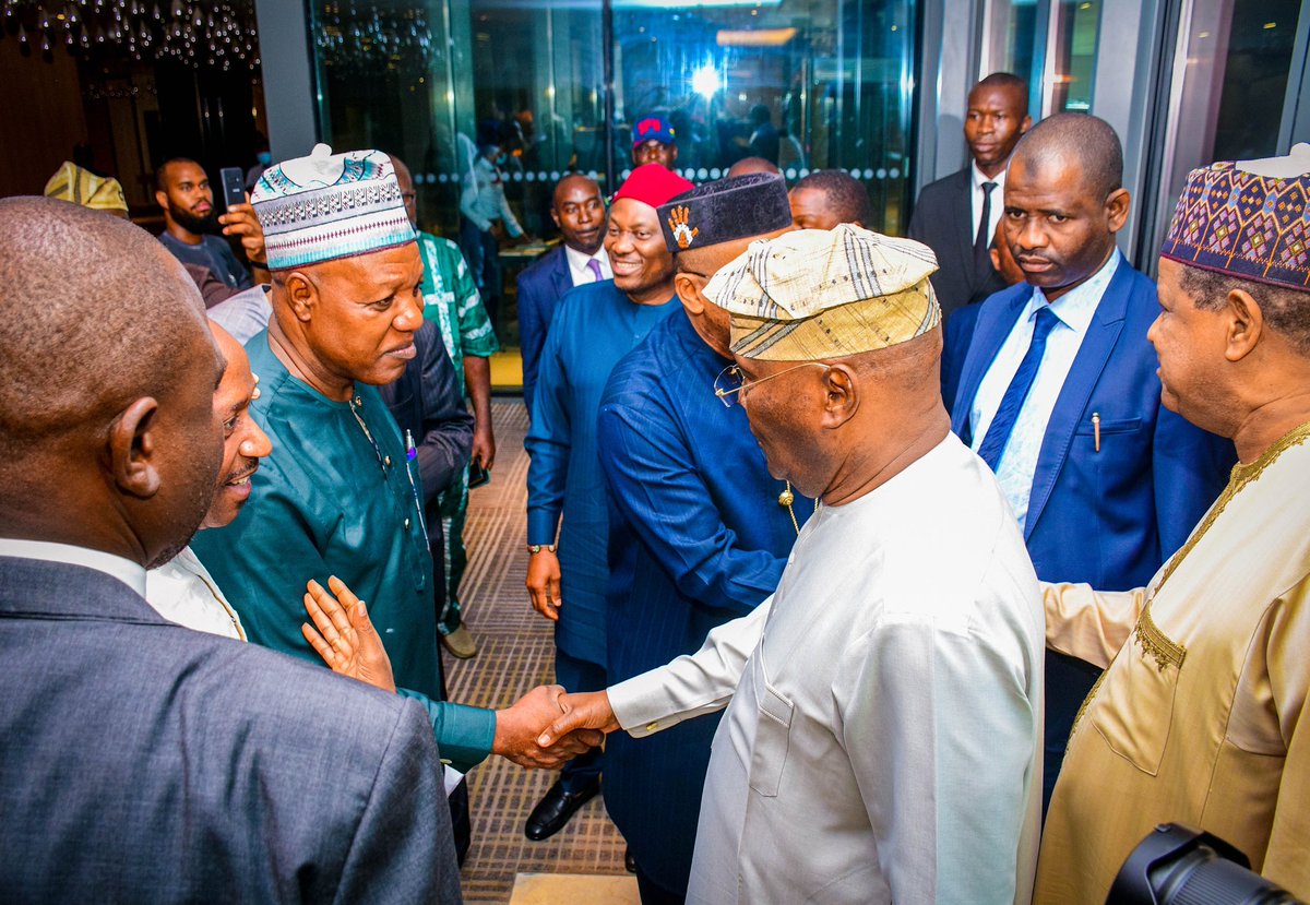 atiku's tweet photo. I, alongside my team, met with the Nigerian Guild of Editors earlier this morning. It was an opportunity to share my plans to Recover Nigeria with them. It was an interactive session, and I sincerely appreciate the editors’ generous attendance to our invitation. -AA https://t.co/WCjxLiz8cJ