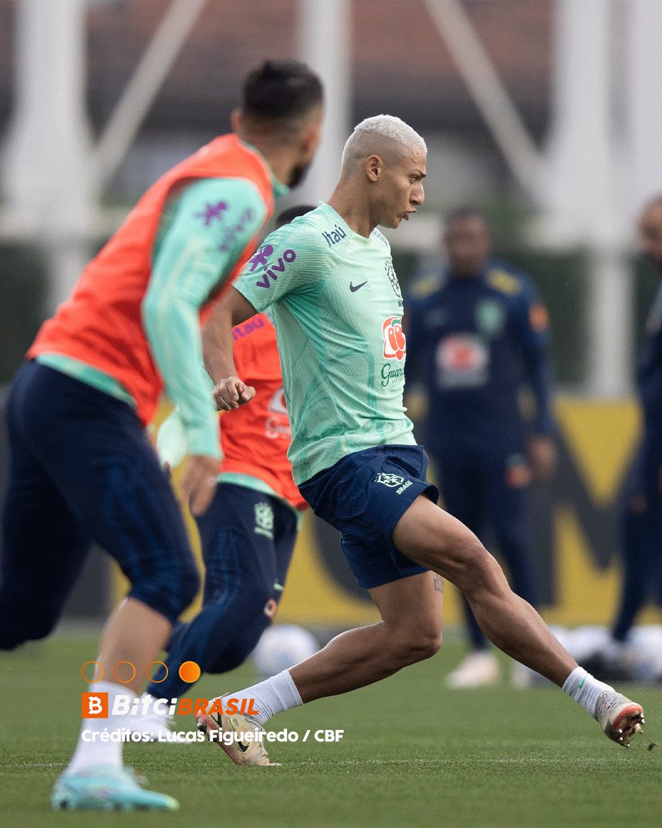 A Seleção Brasileira não para! 🔥💪

Os nossos atletas seguem firmes na preparação para a Copa do Mundo. Tudo por um ideal! Vamos, Brasil.  🇧🇷

#bitci #seleçãobrasileira #copadomundo
