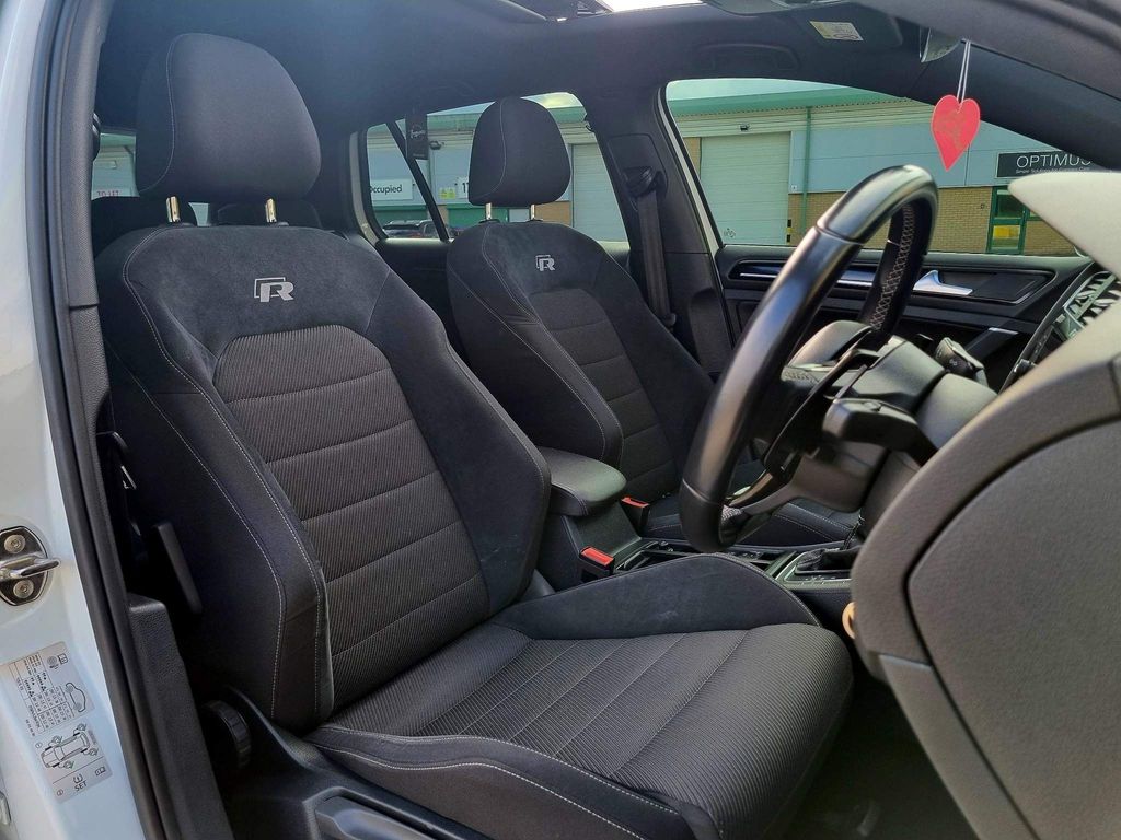 SharmanGroup's tweet photo. Volkswagen Golf 2.0 TSI R DSG 4Motion Euro 6 (s/s) 5dr
----------------------------------------------------------------------
MILLTEK+PANROOF+FSH+WARRANTY++
----------------------------------------------------------------------
https://t.co/wLH4w3VPSP https://t.co/X4PUxuNbZ1