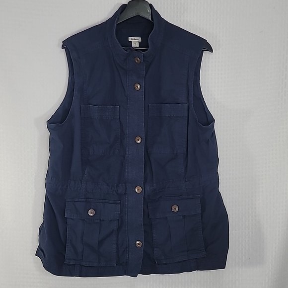 PlentyBtq's tweet photo. So good I had to share! Check out all the items I'm loving on @Poshmarkapp from @URBANSEAM1 #poshmark #fashion #style #shopmycloset #neimanmarcus #bebe #llbean: https://t.co/0vdyOPWKRQ https://t.co/pevpUj7grf