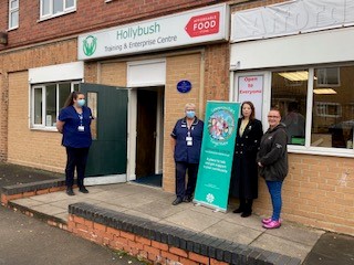 adamcgratton's tweet photo. Down @Affordablefood2 this morning, for @BBCRadioStoke, for the launch of their #CommunityLounge for which they're working alongside  @SoTCityCouncil  and Cllr @ally_pv to offer support and advice to those struggling with the pressures and impacts of #CostOfLivingCrisis https://t.co/ma9TtSnKuY