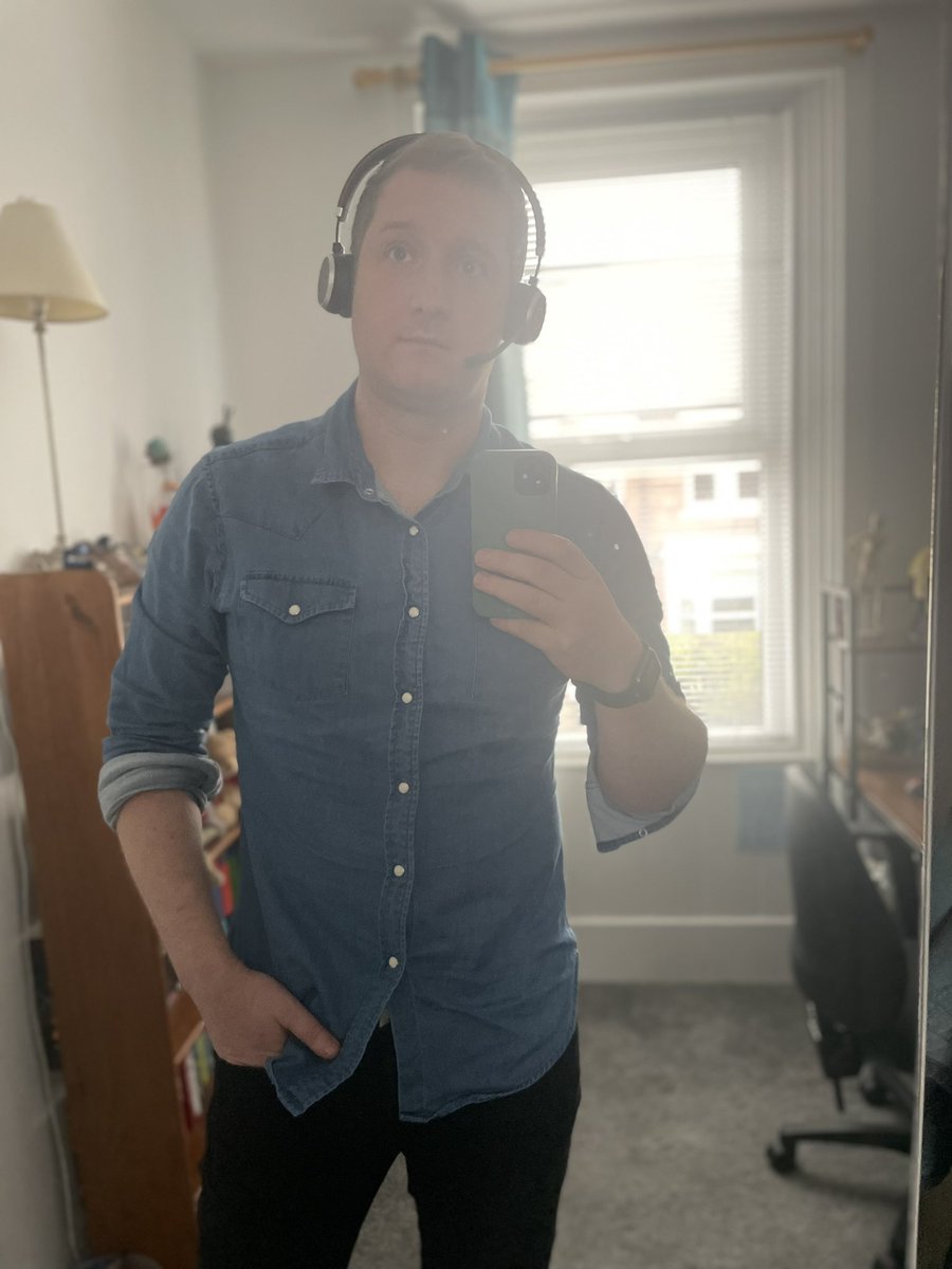 C_H_M_84's tweet photo. Do I need to buy proper headphones? Kind of feeling the headset look? #workingfromhome #gay #shouldbeworking https://t.co/zY2dR0SLJd