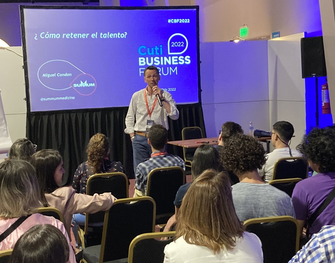 SummumUY's tweet photo. SUMMUM participó del @CutiUy Business Forum con una exposición a cargo de Miguel Condon, Gerente Comercial. En la misma se compartieron ideas sobre como retener el talento y experiencias de clientes corporativos.
#CBF2022 https://t.co/5g0eLK0129