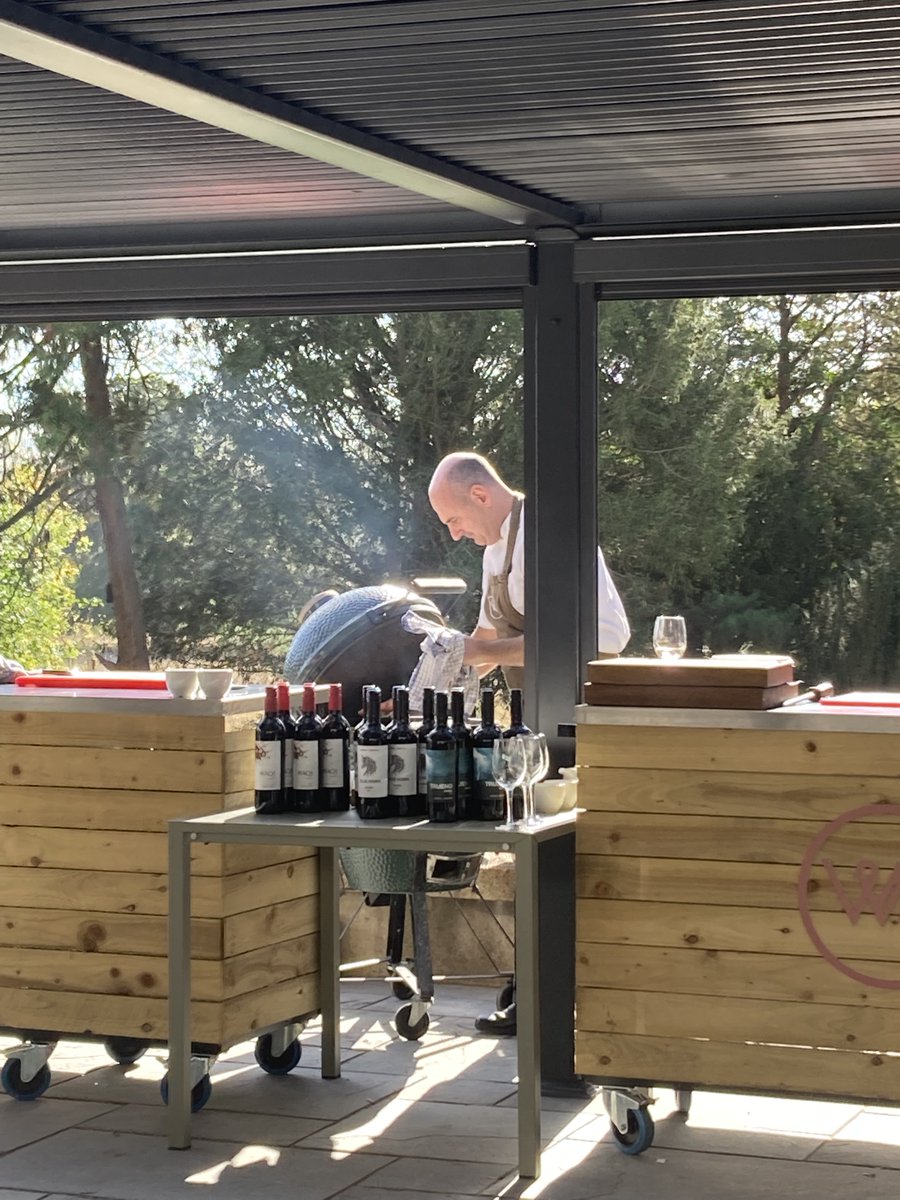 St Austell Wines tweet media