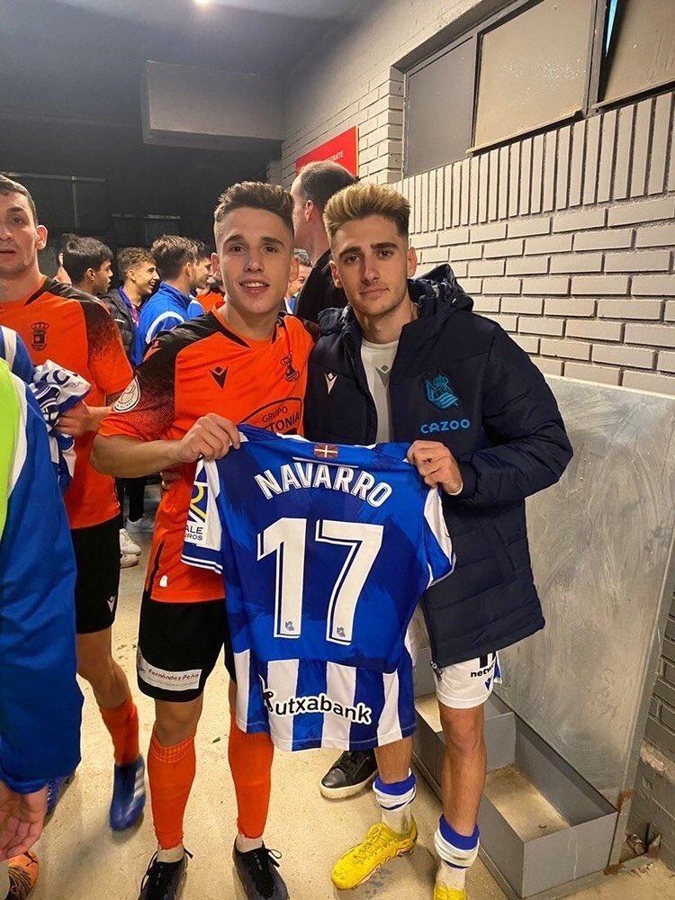 menesess14's tweet photo. 💭 Un sueño hecho realidad.
🏆 Copa del Rey vs @RealSociedad 
😍 Experiencia inolvidable ⚽️. 
#lacopadelrey #lacopamola #RealSociedad https://t.co/3GrPQoDYMo