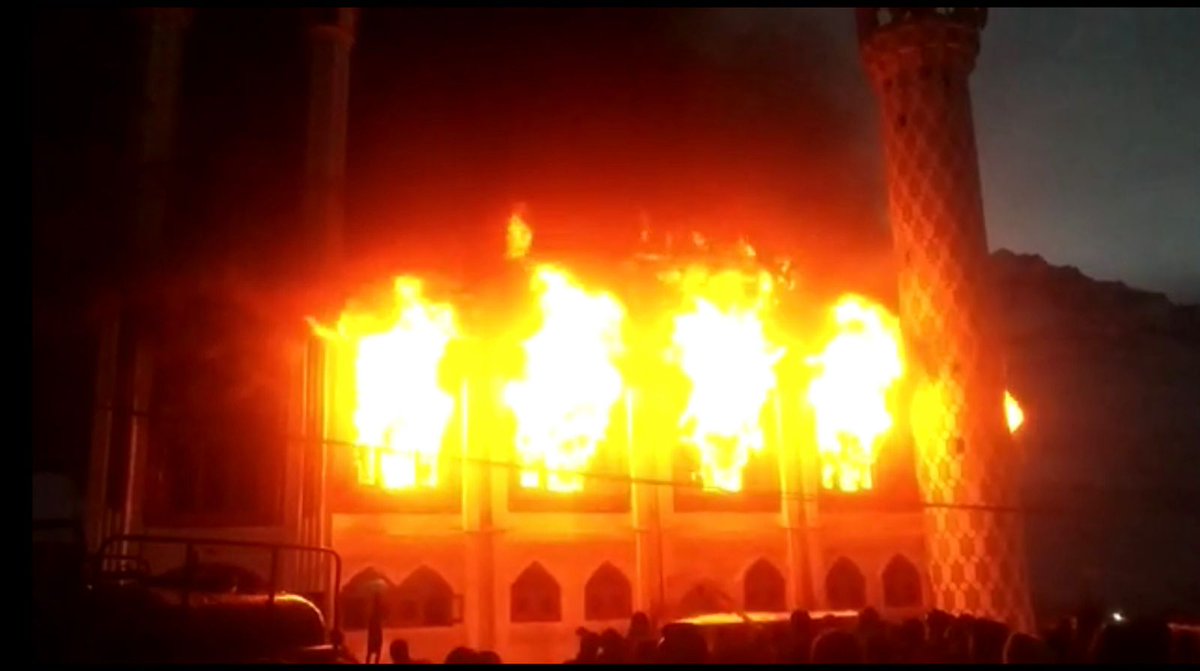 FerozKhan_Kgl's tweet photo. The fire and emergency deptt of UT L has failed to protect properties of people in fire incidents.Despite of liberal funding the dept could nt provide fire engine service @ sub divisional level I request HLG 2 estab fire brigade unit at sub divisional level.@lg_ladakh @IgpLadakh https://t.co/BUdIAnTgSJ