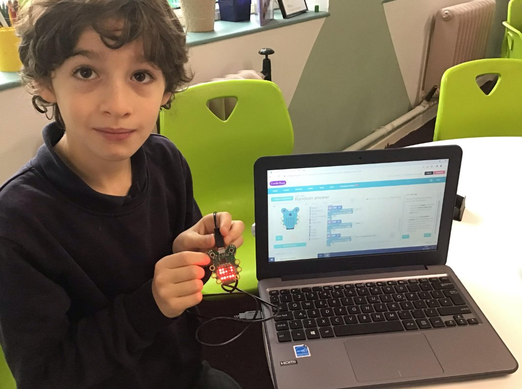 GCA_learning's tweet photo. Our Year 5 pupils have been programming @_codebug to become a magic fortune teller (similar to a magic 8 ball!) #GCAcomputing #codebug https://t.co/fjnib4XJjV