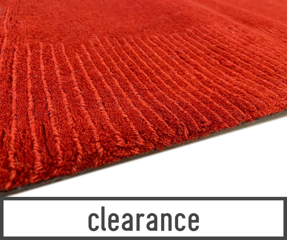 funkyrugs's tweet photo. 85% off our Red Mist Rug! | A hand loomed rug with Pure Wool | For more great deals check out https://t.co/K0iJHFFV13 | With #Free UK Delivery.

#rugs #funkyrugs #sale #clearance #handloomed #woolrug #clearancerug https://t.co/NXsDlozvGu