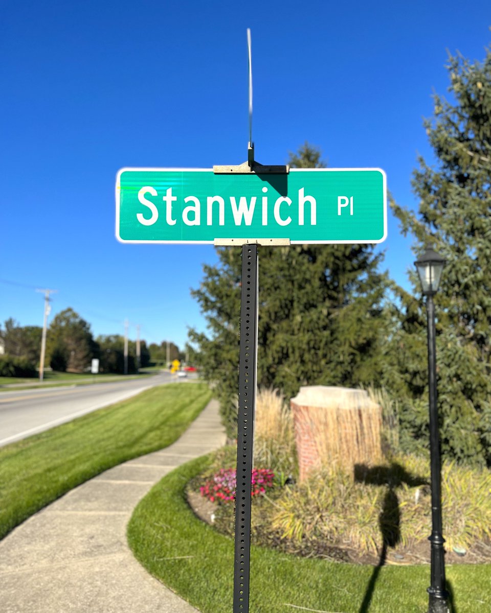 twogunsespresso's tweet image. Take me to wherever the Stanwich is served. 

#ImageDescriptions: A man holds the original Stanwich, a breakfast sandwich featuring fried egg, pesto, arugula, and tomato on a pretzel bun. The second image shows a green street sign indicating the street&apos;s name is Stanwich.

#Tw...