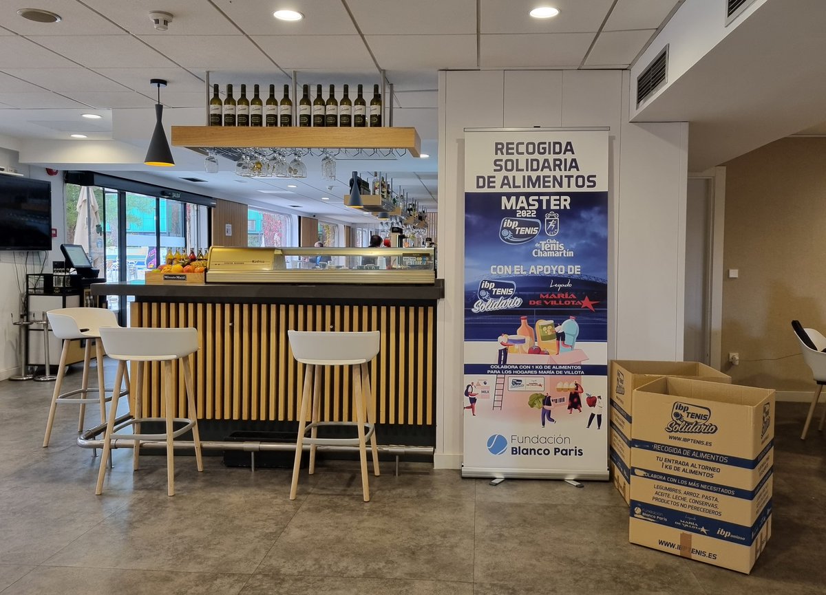 📦 Hemos colocado unas cajas de recogida de alimentos en Portería y Centralita, una de las iniciativas que estamos llevando a cabo durante el Master, os animamos a colaborar en esta acción solidaria para ayudar a aquellas personas que lo necesitan. #ctch #Master