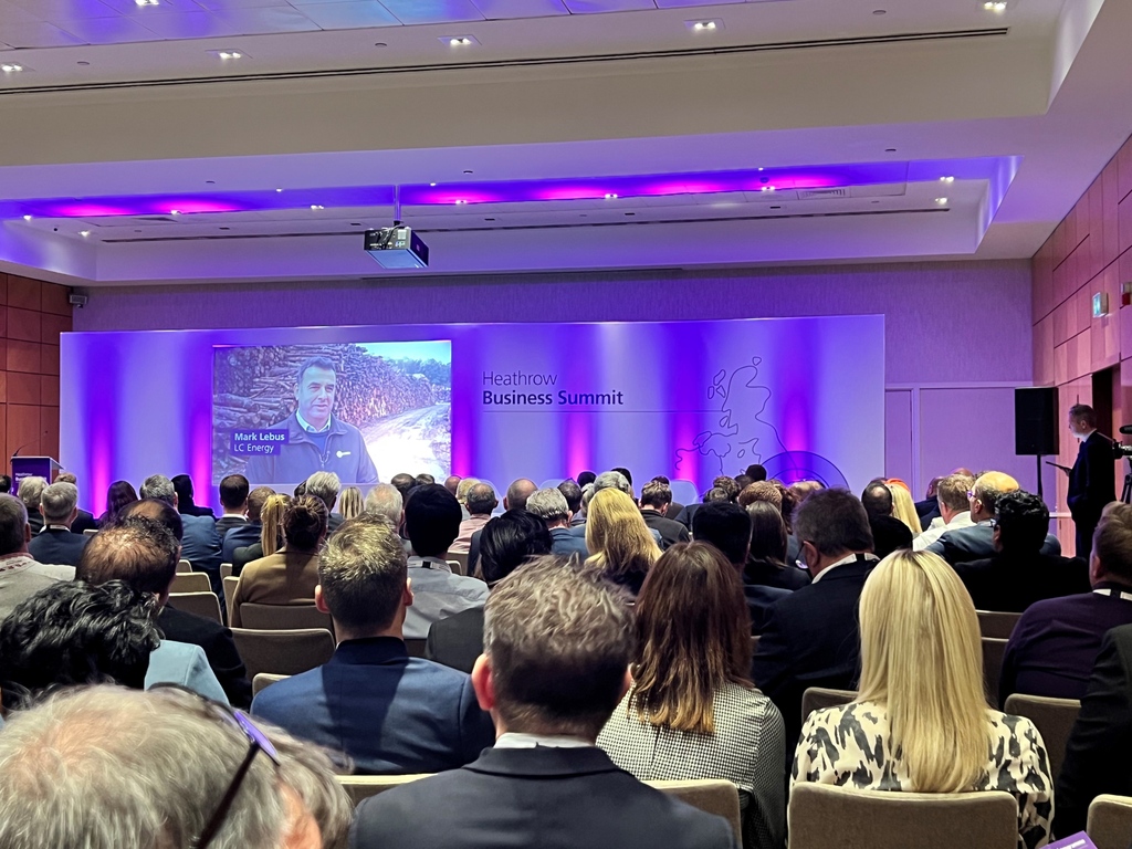 LCEnergy's tweet image. LC Energy featured at this year’s Heathrow Business Summit supplier showcase. The Summit was a huge success &amp;amp; focused on ways in which businesses can help Heathrow continue to grow sustainably.

Read more: lcenergy.co.uk/heathrow-busin…

#HeathrowBizSummit #Biomass #WoodFuel #Renewables