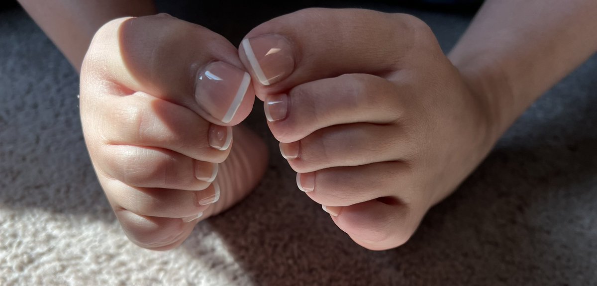 sweetfeet3650's tweet photo. #SupportYourModels https://t.co/jGIk207NP4