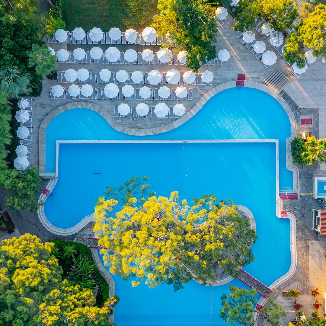 KHolidayClub's tweet photo. Doğanın konforla buluşmasına tanık olmak ister misiniz?

Do you want to witness the meeting of nature with comfort?

#kemerholidayclub #holidayvillage #natureholiday #Kemer https://t.co/L95yZuKfbm