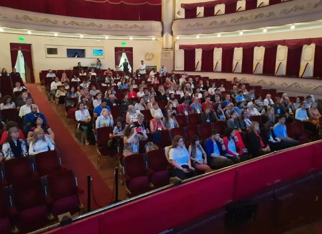 argentinaforest's tweet photo. #BahiaBlanca #CongresoNacional #ArboladoUrbano
La perspectiva de los bosques urbanos de la región y las necesarias alianzas estratégicas orientadas hacia la gobernanza ambiental. https://t.co/FpZ2kFRPUX https://t.co/1CY1ORlnVK