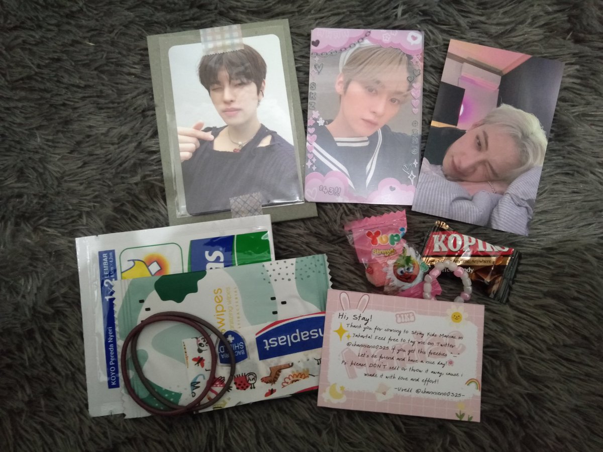 kukiipang's tweet photo. Banyak banget isinyaaa 😭
Thank you kakkk @channieno0325❣️ https://t.co/iuQH5FXtse