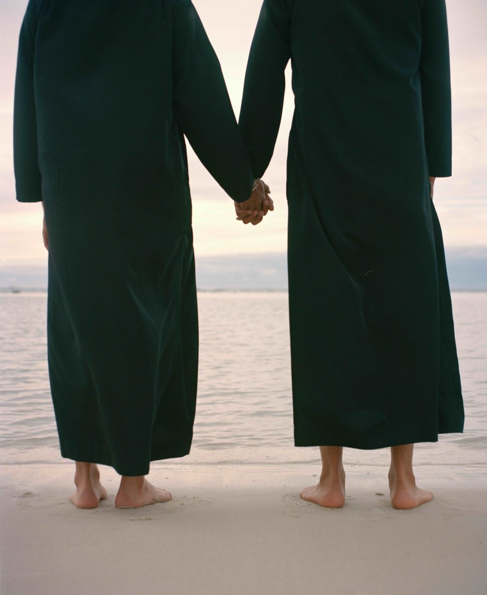 Haneem Christian’s #PhotoVogue #NFTResidency collection allows queer and trans people to see themselves in the work and understand that "...people like us have always walked this planet and that we are not alone."

Collect a one-of-a-kind NFT today: voice.com/haneem?utm_cam…