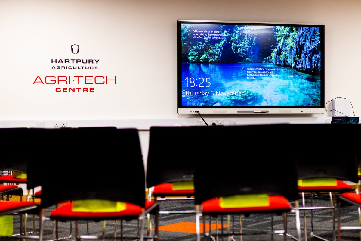 ajwsolutions's tweet image. Our presentation setup at Agri-Tech Centre Hartpury from the launch event on Thu, 3 November.

Photos were taken by: @janetgowphotos

#sensory #autism #autismawareness #autismacceptance #dementia #anxiety #anxietyrelief #stress #stressrelief #wellbeing #calm #relax #launch