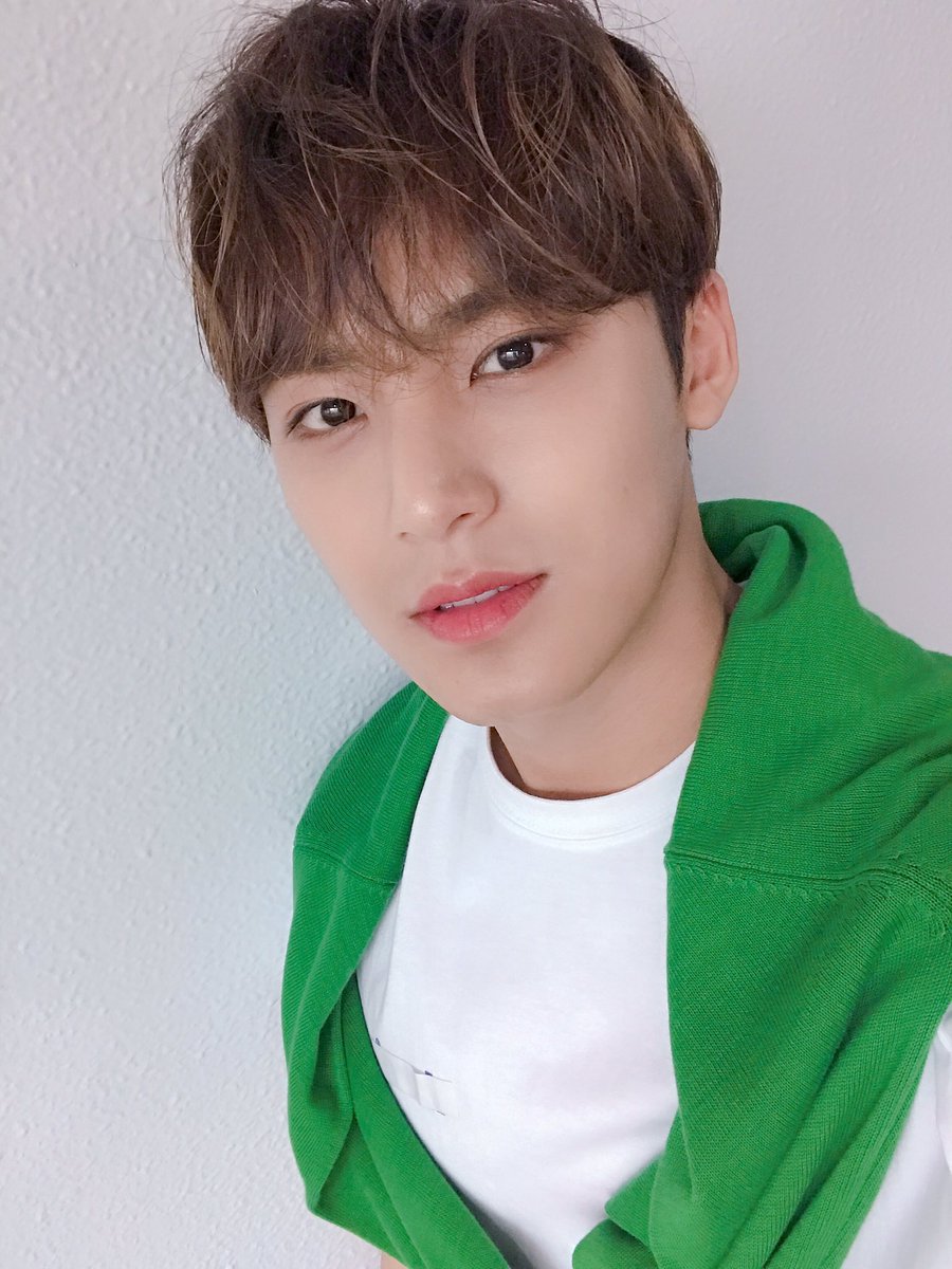 🍀               🍀        🍀
    \ 뾱          /             /
      .               .   뾱         .
   
 💚자 .. 행운 돌립니다💚
       .
     .  뾱       . 
   /           \       뾱        \
🍀        🍀🍀               🍀
        (💚쉿너만행운406배야💚)