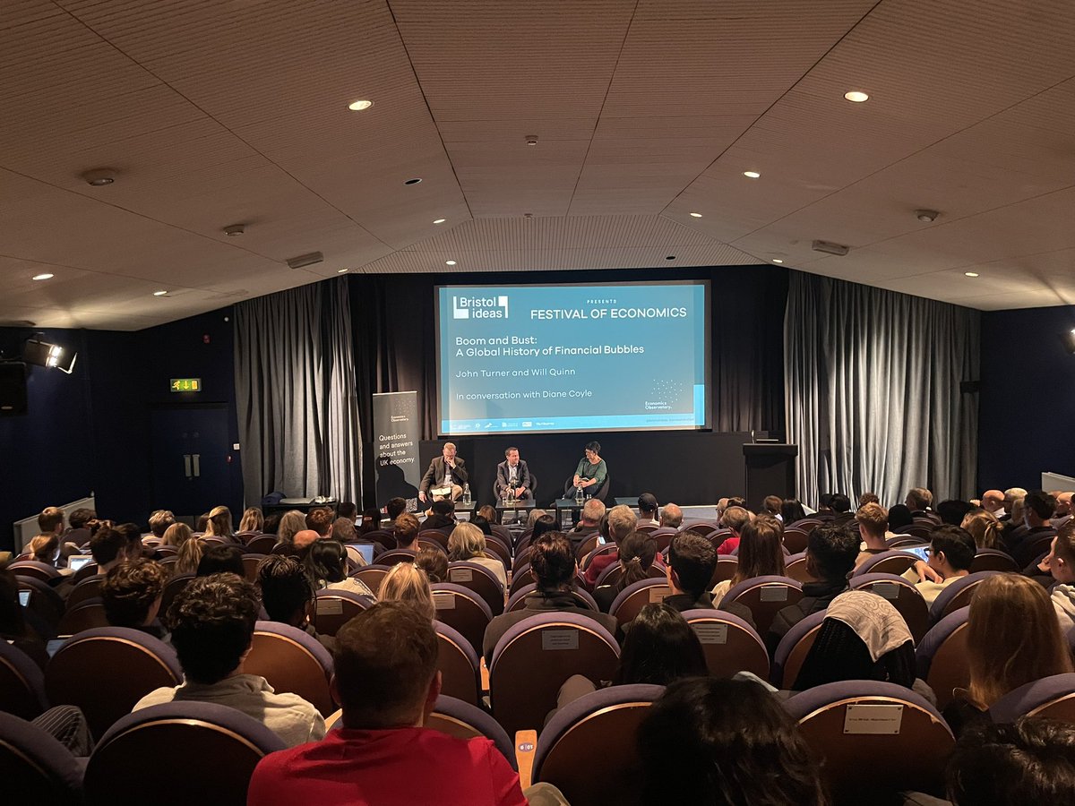 Great <a href="/bristolideas/">Bristol Ideas</a> <a href="/EconObservatory/">Economics Observatory</a> session chaired by <a href="/DianeCoyle1859/">Diane Coyle</a> talking to <a href="/ProfJohnTurner/">John Turner</a> and <a href="/wquinn05/">Will Quinn</a> about their book “Boom &amp; Bust” - who knew there was a bubble in bicycles…?