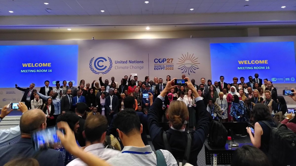 1/4.⚡️BREAKING⚡️: The text on the institutional arrangements to operationalize the #SantiagoNetwork for #LossAndDamage to provide technical assistance to countries and communities impacted by #LossAndDamage has now been agreed by all Parties at #COP27.