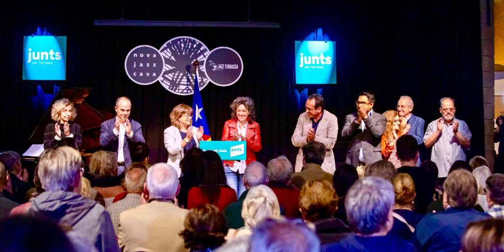 Montcau's tweet photo. Moltes gràcies a tots els que ens vau acompanyar ahir al vespre a la Nova Jazz Cava a l'acte de presentació de @mlluisvall com a cap de llista de @juntsxterrassa_ Comencem amb moltes ganes i il·lusió aquest camí fins al maig del 23!
#juntsiatotes https://t.co/xvXj7Puhs5