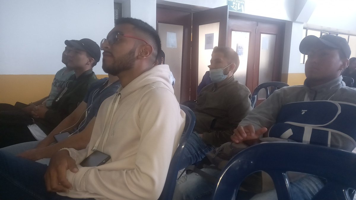 #1SimposioInternacionalIngeniríaCienciasAdministrativas en @corpoaunar #blockchain la forma de comprar #Bitcoin