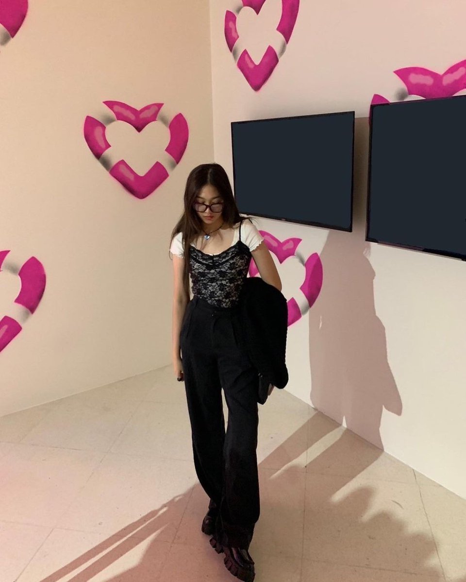 BerlinaaFan's tweet photo. [ 𝐈𝐆 𝐔𝐏𝐃𝐀𝐓𝐄 ] 

💗💘💞💕

 #berlinchanan https://t.co/l1XySJgAym
