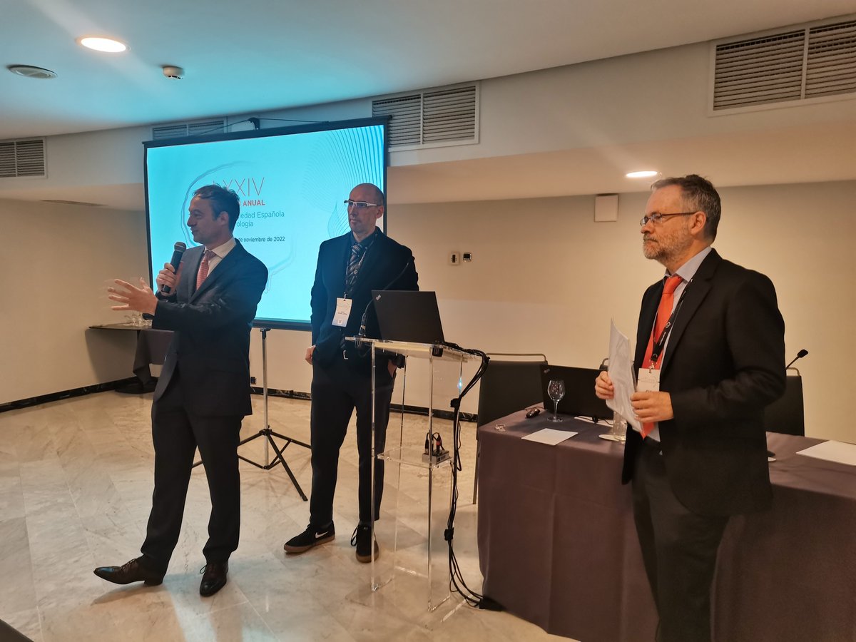 anadtcomba's tweet photo. Ha concluido el seminario de Encefalopatia Traumatica en el deporte #RASEN22, en la que #AEMEF ha podido participar. Doy las gracias por la invitación y este será un inicio de colaboración entre ambas sociedades👌. https://t.co/kj0PETsQhz