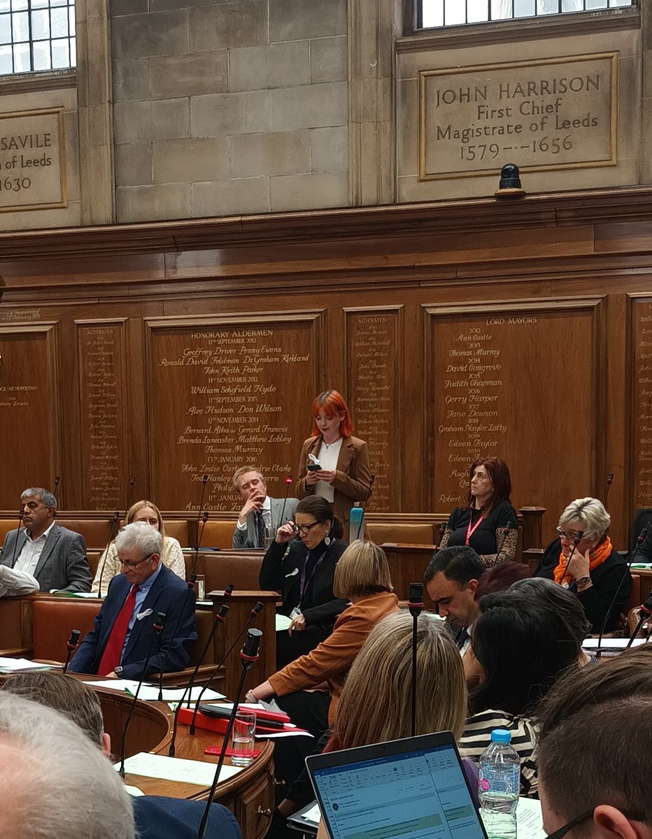 My Full Council buddy <a href="/AnnieBHLabour/">Cllr Annie Maloney</a> doing a cracking maiden speech on the importance of investing in green spaces. As someone who lived in a one bed flat through lockdown I strongly agree!!