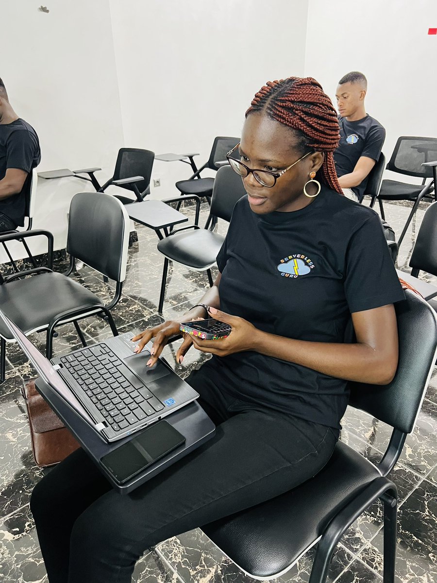 atehrosius's tweet photo. About to start #serverlesssummit22 @serverlessguru @awsugDouala @MandelaAkah @BandoloCyril @tobeski @samantha_anjei https://t.co/DmJ7oK2WEL