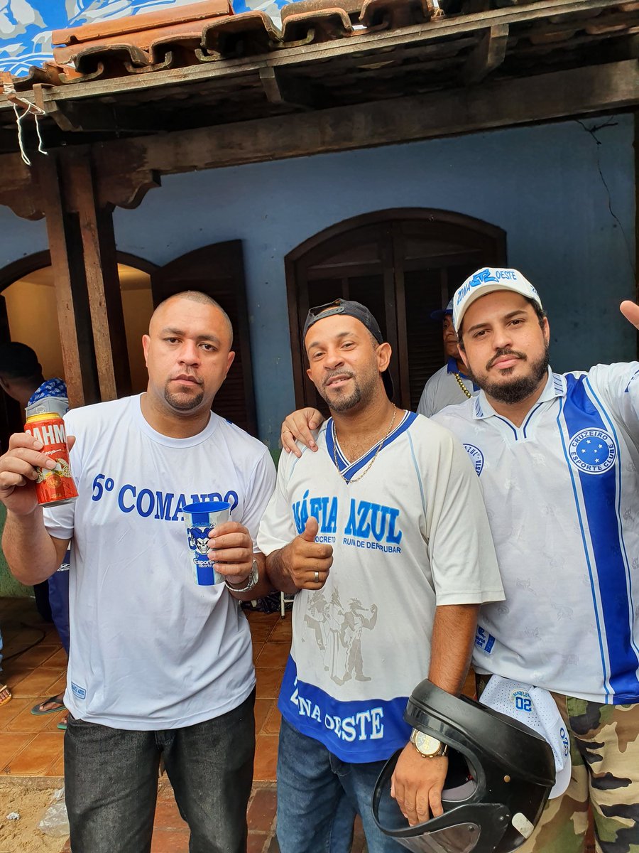 ikisoficial's tweet photo. História nossas histórias...
Dias de luta, dias de glória!
20 anos @mafiaazul77 Zona Oeste!
Em pensar que em 2002 tudo isso era apenas um sonho!
Dever cumprido!
#ComandoZonaOeste
#MáfiaAzul
#VelhaGuarda
#VáriosMalucos
#Desde2002 https://t.co/S0vjxVGKks