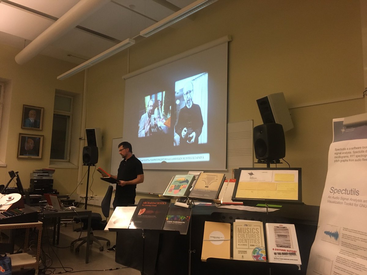 ⁦<a href="/miojanen/">Mikko Ojanen</a>⁩ avaa ⁦<a href="/UHMRL_HYMTL/">UHMRL - Univ. Helsinki Music Research Laboratory</a>⁩ 60 vuotta luentosarjan kerran, jossa muistellaan ja kunnioitetaan kollegan Kai Lassfolkin elämäntyötä ⁦<a href="/helsinkiuni/">University of Helsinki</a>⁩. #Musiikkitiede #Taiteidentutkimus #AineetonKulttuuriperintö