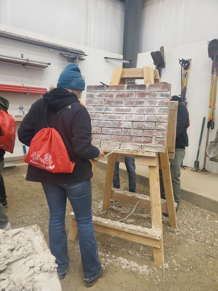 IaMasonry's tweet photo. HS Masonry Day yesterday was a success! We had over 110 students from 10 school participate in a day of hands-on learning about the masonry industry #iwanttobeabricklayer #masonryiniowa #futurebricklayers https://t.co/rbyrywINy9