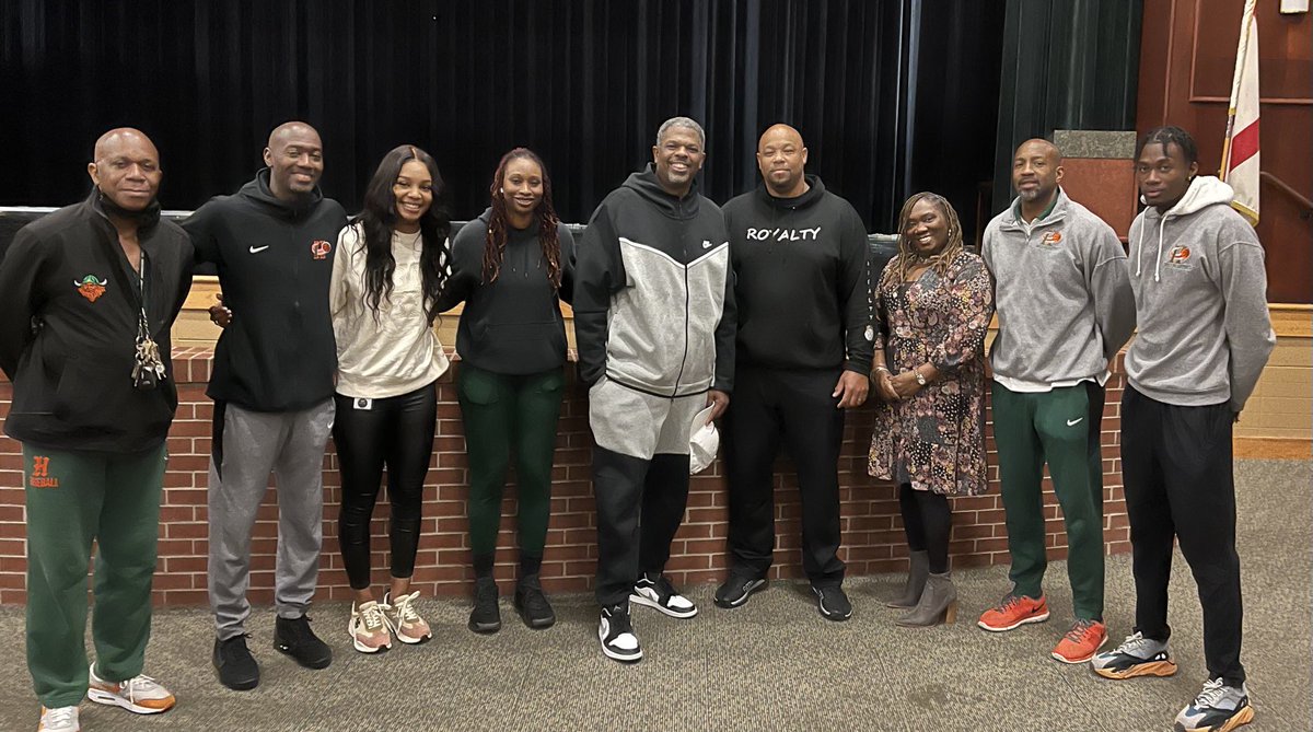 Enjoyed the fellowship this morning with ⁦<a href="/pharris75/">Pearlie Harris</a>⁩ 😬⁦<a href="/bham_fca/">Greater Birmingham FCA</a>⁩ ⁦<a href="/coach_mccray00/">Coach McCray</a>⁩ ⁦<a href="/CoachMarlonBush/">Marlon Bush</a>⁩ ⁦<a href="/kepjohnson32/">Kevin Johnson</a>⁩ ⁦<a href="/_CoachDunn/">Blessing Dunn</a>⁩