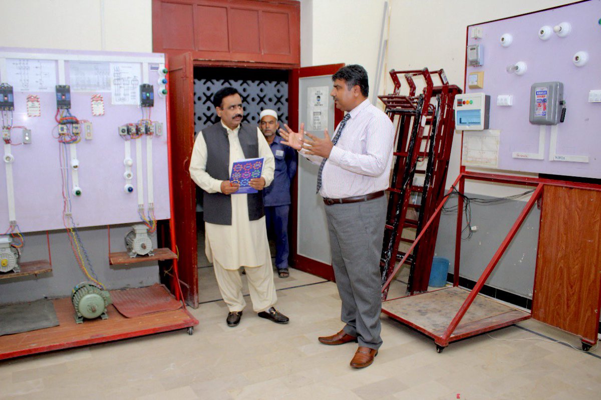 SzabistZabtech's tweet photo. Deputy Director NAVTTC Regional Office Karachi (Mr. Ghulam Nabi Siyal) visited SZABIST ZABTech (iTVE) Shaheed Benazirabad for assessment of institute for TAKAMOL intervention project.
#szabistzabtechitve #ShaheedBenazirabad #assessment #trainingforall #skillsforall #TVET #zabtech https://t.co/L4UGcALvuW