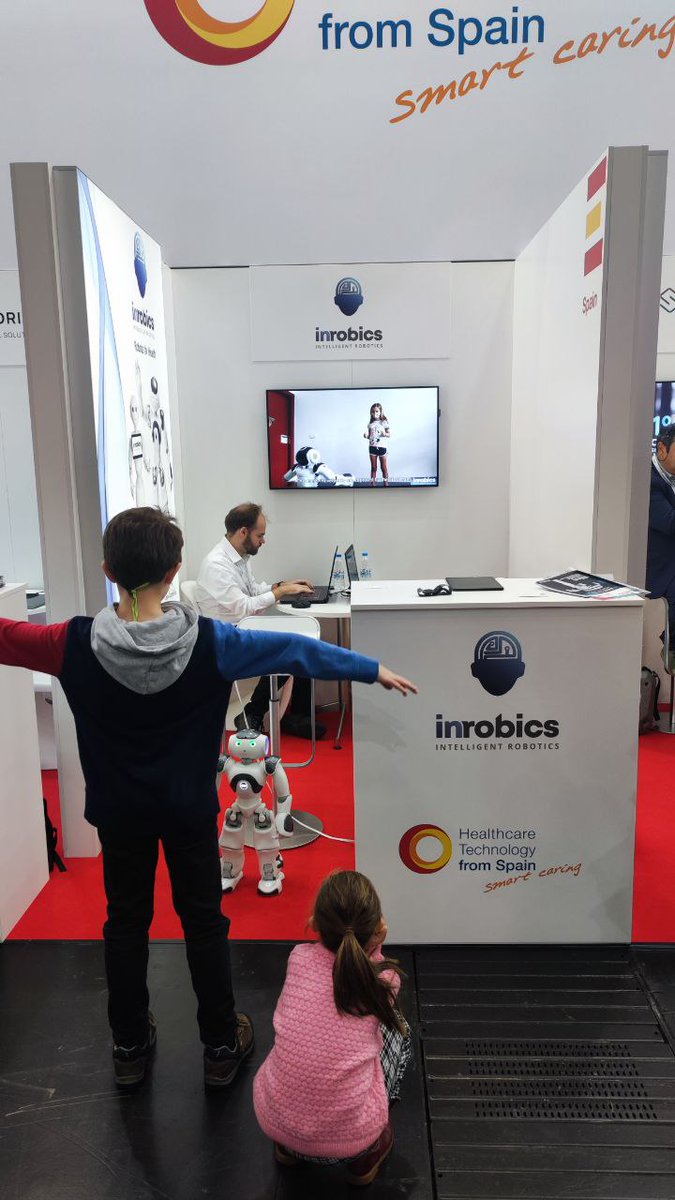 inrobics's tweet photo. Anyone want to train with Robic?
We are waiting for you in hall 15, stand K03

#Internacionalization #Socialrobots #Inrobics #HealthcareTechnology #Dusseldorf #Europe #MedicalEvents #TechnologyForLiving #healthtech #Health #Healthcare #MEDICA2022 #HealthcareTechnologyfromSpain https://t.co/kLiYxid8la