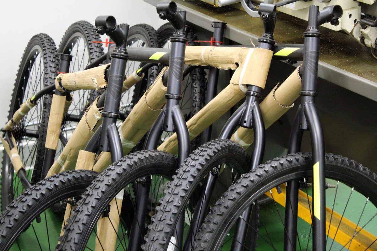Goodwin_Academy's tweet photo. Over the last couple of weeks, students have been building bikes and learning how to service them and replace or renew damaged or worn elements. 🚴
Read full story here: https://t.co/Db37Ep38AR
#ProudtobeTSAT #WeAreGoodwin #VeloBuild https://t.co/lKf02vhZXG