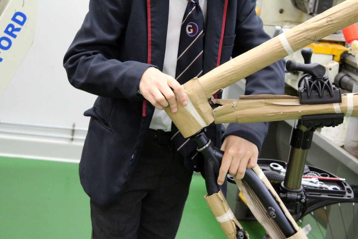 Goodwin_Academy's tweet photo. Over the last couple of weeks, students have been building bikes and learning how to service them and replace or renew damaged or worn elements. 🚴
Read full story here: https://t.co/Db37Ep38AR
#ProudtobeTSAT #WeAreGoodwin #VeloBuild https://t.co/lKf02vhZXG