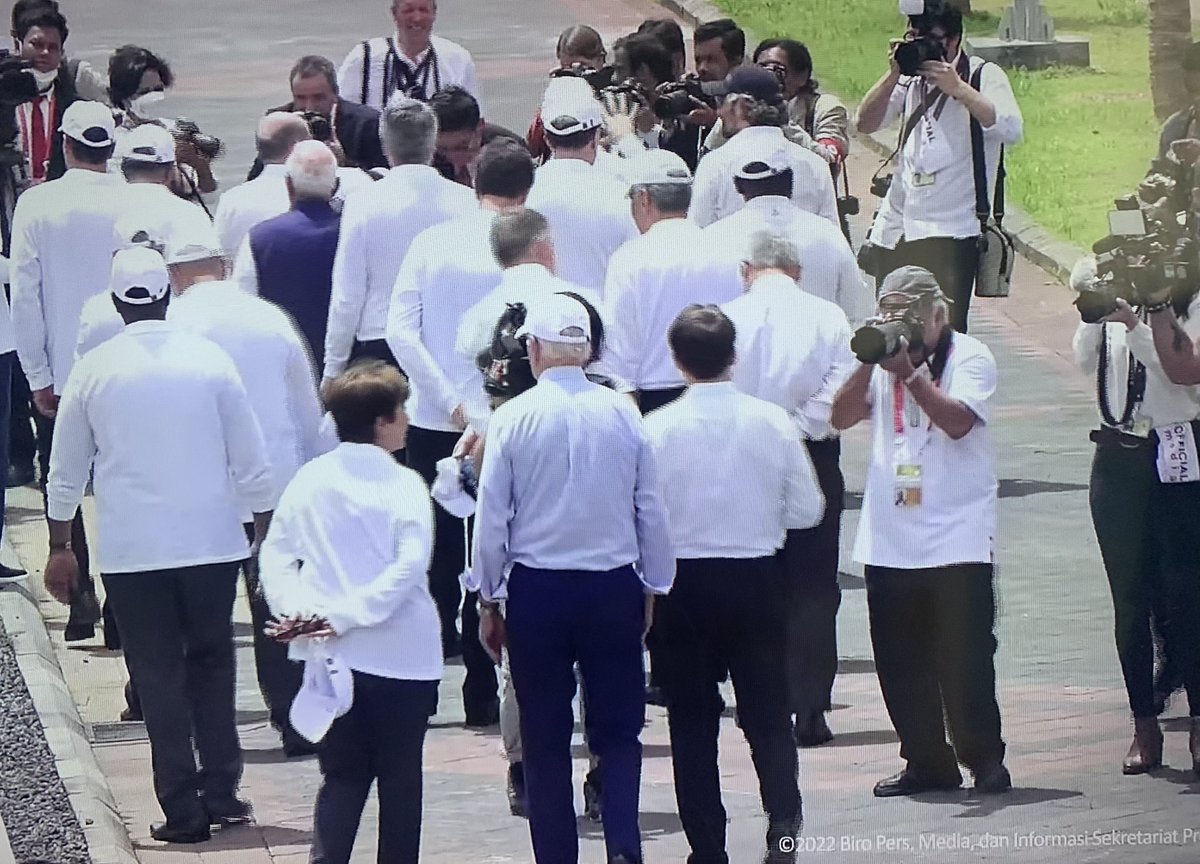 Buleariief 🗨 tweet media