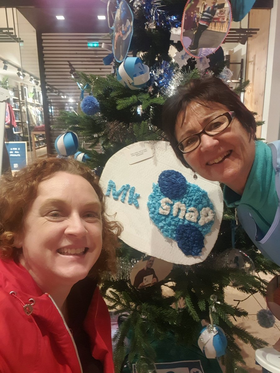 mksnap's tweet photo. 🎄Christmas Tree🎄My Milton Keynes have sponsored a Tree for us in Midsummer Place💙We are tree 20, outside the Apple Store-please vote for us! To raise awareness we are also asking you to👇
📷Take a photo with the tree📲Follow & post on Insta✅Use #snapaselfie🔄We'll re-share https://t.co/t9b4d0ji0p