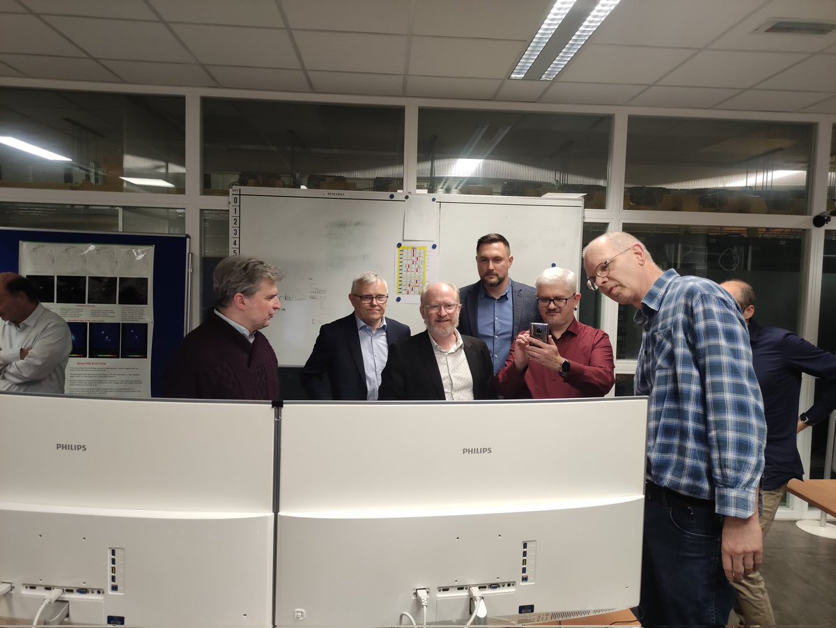 jivevlbi's tweet photo. The #EuropeanVLBINetwork Consortium Board of Directors is meeting today at JIVE HQ in Dwingeloo, the Netherlands.
@mediainaf @maxplanckpress @OnsalaRymd @Metsahovi @eMERLINarray @ASTRON_NL @IGNSpain @virac_irbene @SKA_Africa @UMK_Torun @AaltoUniversity @KASI_NEWS @BKG_Bund https://t.co/bjw6e6vuth