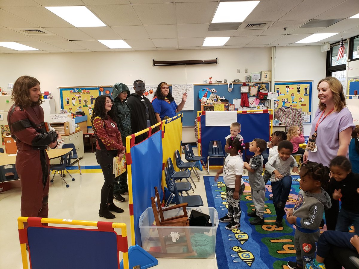 The #SpeakUp super heroes are reading to 1st graders at PES! This will be their last stop at the school before flying back to headquarters. Thank you <a href="/PocomokeElem/">Pocomoke Elementary School</a> for being super supporters of reading!