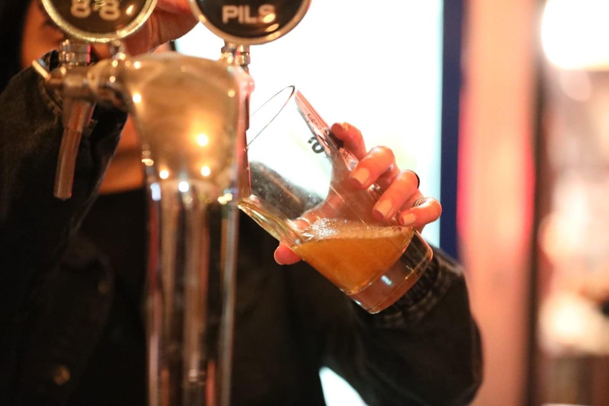 DegenHacker's tweet image. The @knightsofdegen are a world wide brand🌍
Coming this Sunday is another KOD international event in a new destination✈️

Check out the 🔥 invitation and signup form by community member @Gabi_huttner’s web design &amp;amp; marketing agency magic🪄

rixcard.com/knights-of-deg…