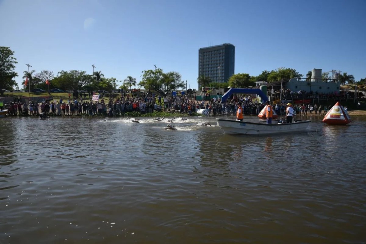 #Natacion ¡Se disputó la 46ª Maratón Acuática Santa Fe - Coronda!

Los argentinos Matías Díaz Hernández  y Erika Yenssen fueron los ganadores de una nueva edición de esta tradicional carrera de aguas abiertas.

📷 <a href="/SantaFeCoronda/">Santa Fe - Coronda</a>
