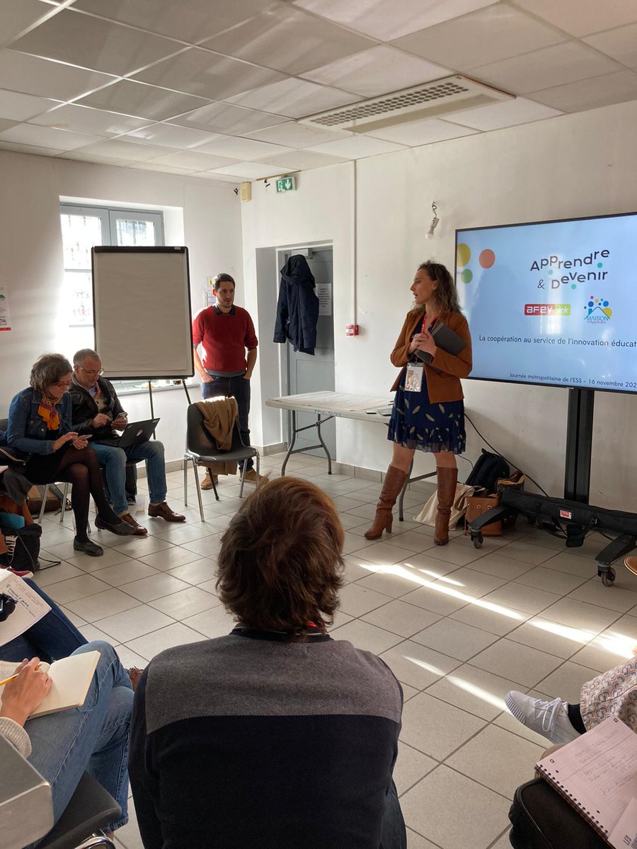 Apprendre et Devenir, en incubation chez <a href="/AlterIncubAURA/">Alter'Incub AURA</a> anime une session de co-developpement autour des dynamiques #coopératives en émergence ! L'occasion de présenter leur lieu à venir à la #Duchère. Une implantation qui va permettre de favoriser le développement territorial !