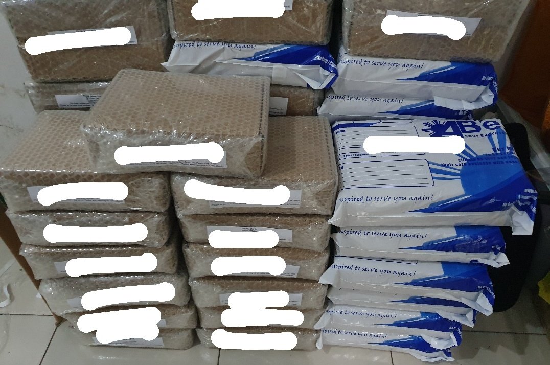 7for7Shoppe's tweet photo. All orders for Jay B's Be Yourself are already packed. We will also send an email regarding shipping. Thank you!

#77SUpdates https://t.co/6ZQJkraQTA